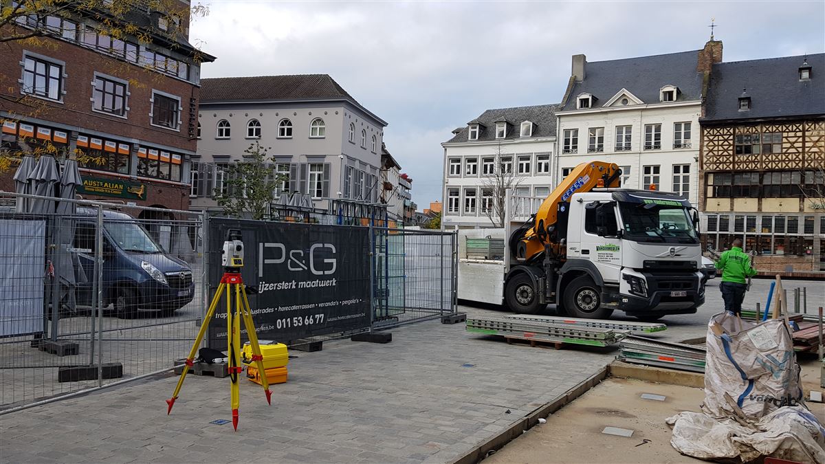 Totaalstation Leica voor metaalwerken — terras inmeten