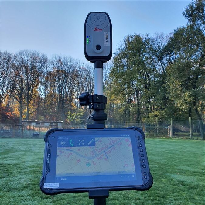 Leica FLX100 GNSS-antenne voor nutsleidingen
